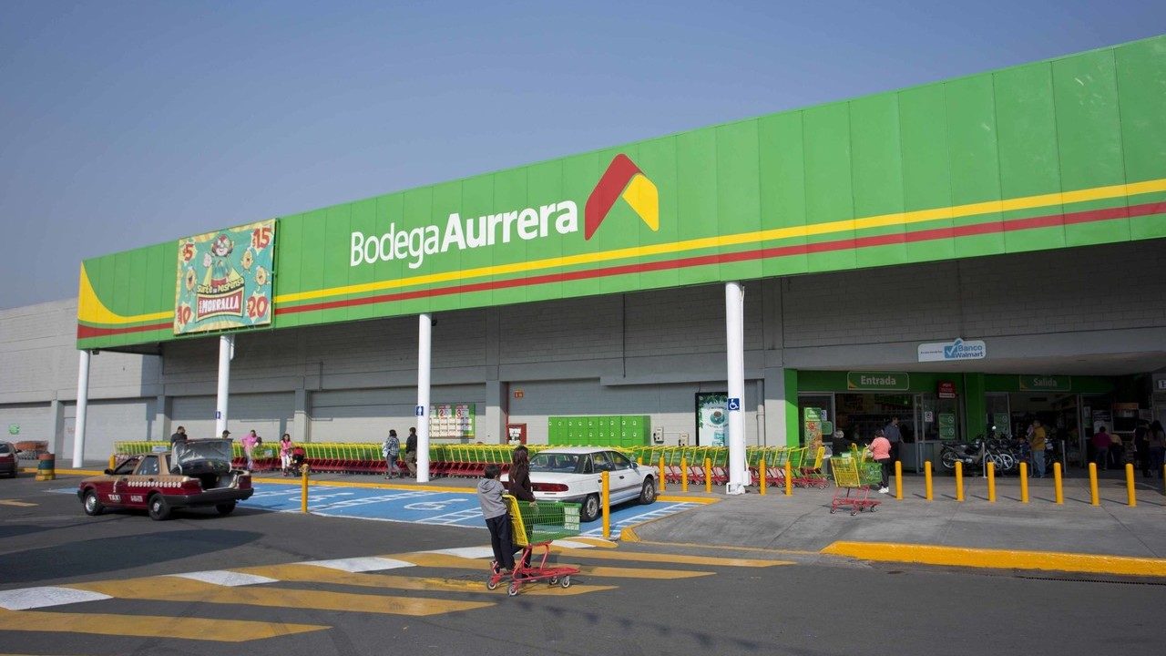 What does LINE base data mean? Can it be used for social media traffic generation?